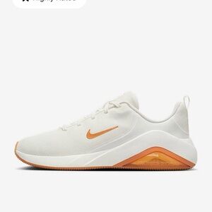 Nike Zoom White and Orange Athletic Shoes